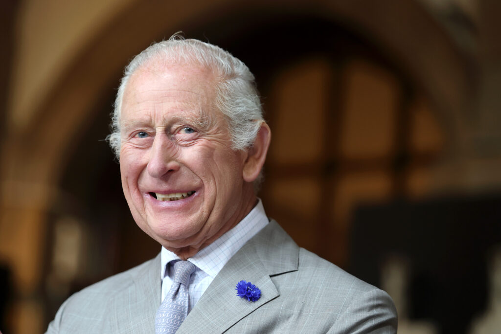 The King welcomes the Prime Minister of Papua New Guinea to Highgrove House